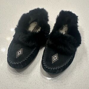 Manitobah Mukluk Moccasins Black